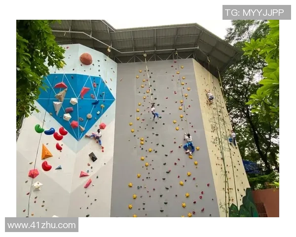 重庆攀岩队逆袭之旅的真实记录与奋斗精神的展现